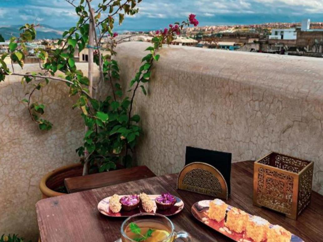 Riad Moulaydriss Et Giacomo Fes Luaran gambar